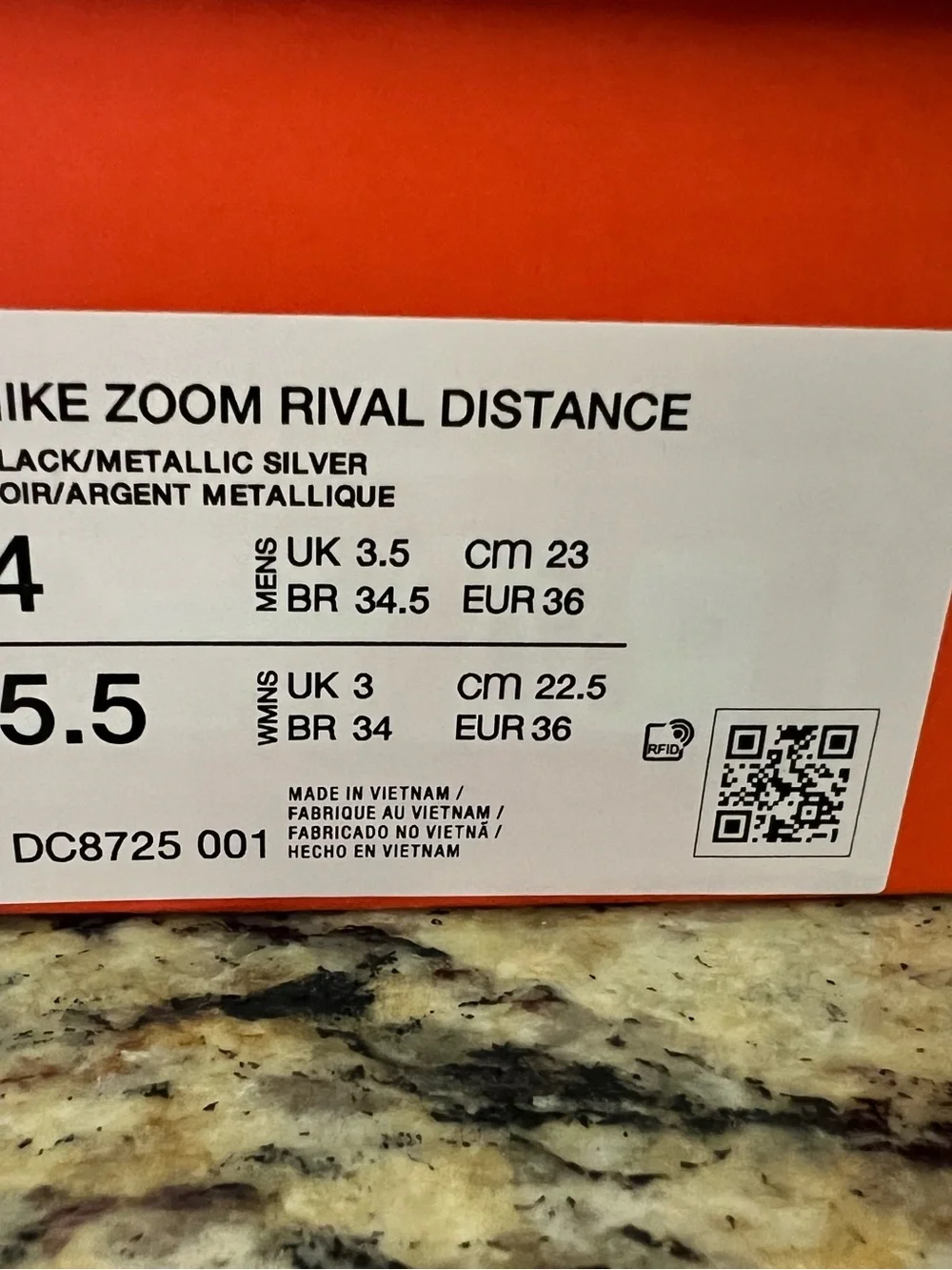 Nike Men’s Black and White Athletic Running Shoes